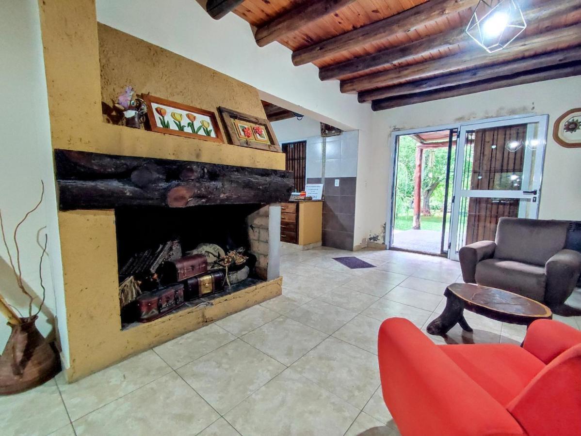 Casa De Campo De Piedra Tunuyan Exterior photo
